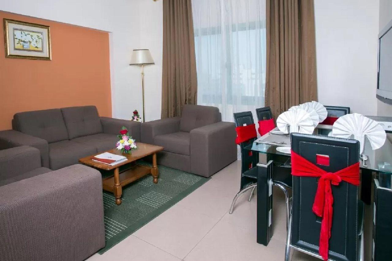 Safeer Plaza Hotel Muskat Bagian luar foto