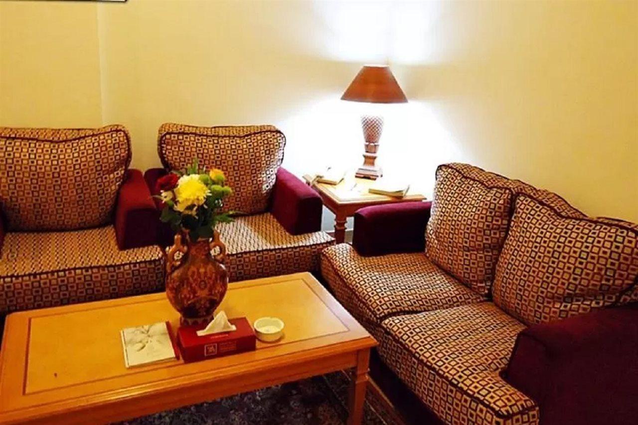 Safeer Plaza Hotel Muskat Bagian luar foto