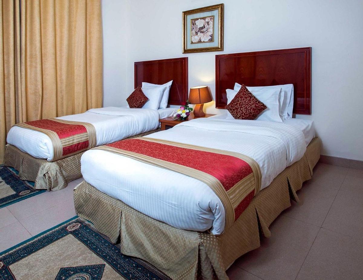 Safeer Plaza Hotel Muskat Bagian luar foto