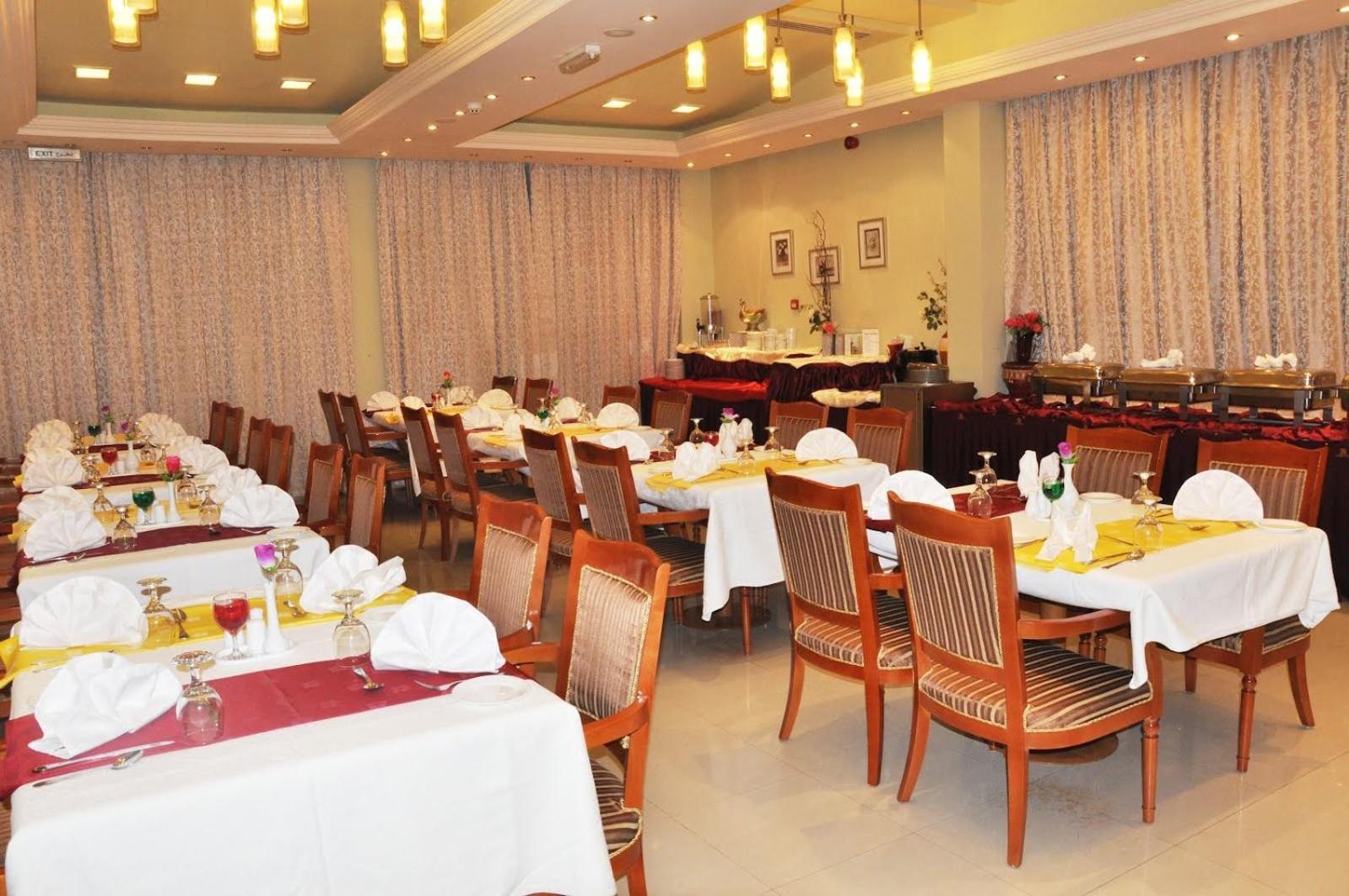 Safeer Plaza Hotel Muskat Bagian luar foto