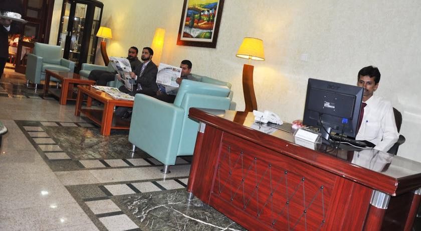 Safeer Plaza Hotel Muskat Bagian luar foto